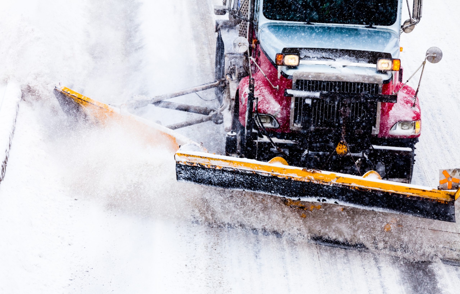 How to Keep Your Snow Plow On the Road For Years